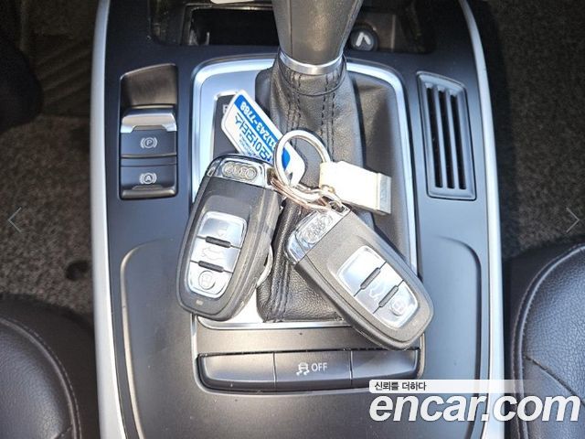 Audi A4 2012 — photo 14