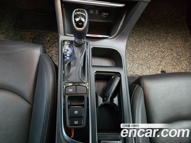 Hyundai Sonata 2016 — photo 12