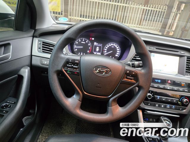 Hyundai Sonata 2016 — photo 13