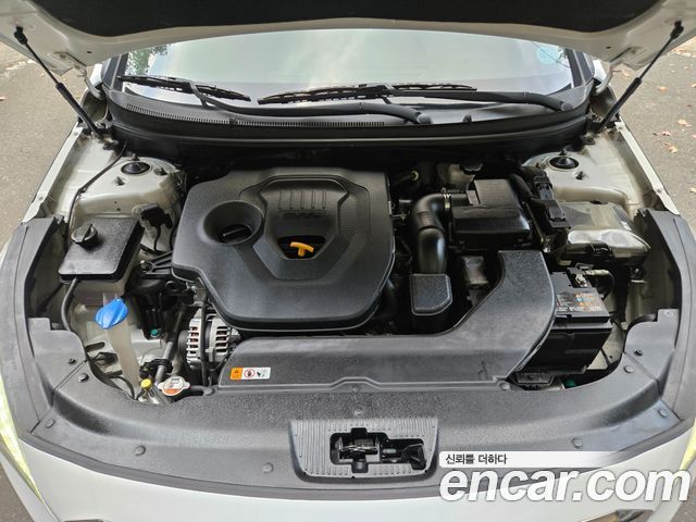 Hyundai Sonata 2016 — photo 19