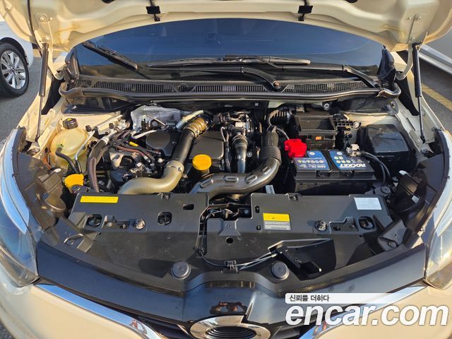 Renault Korea QM3 2017 — photo 12