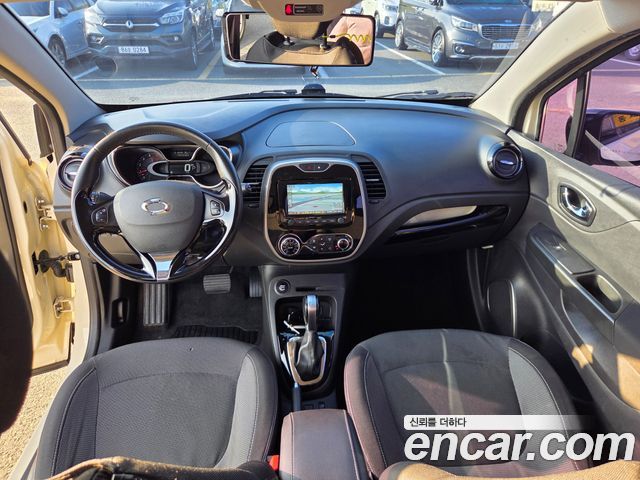 Renault Korea QM3 2017 — photo 13