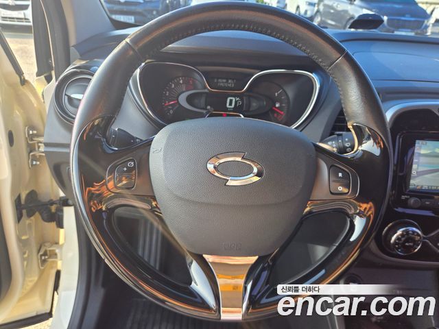 Renault Korea QM3 2017 — photo 19