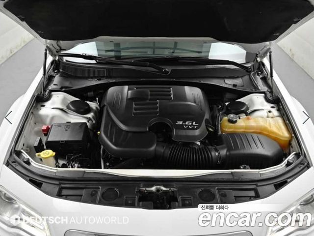 Chrysler 300C 2014 — photo 6