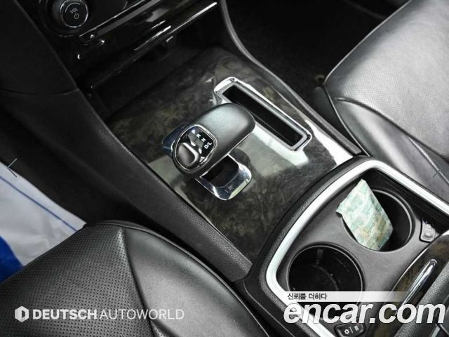 Chrysler 300C 2014 — photo 9