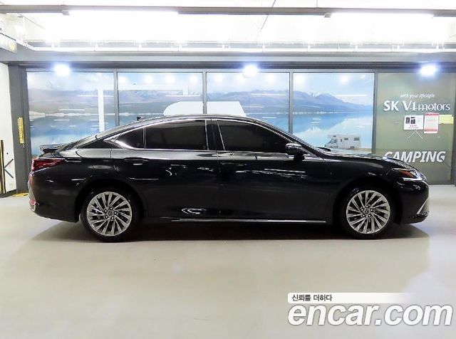 Lexus ES 2026 — photo 3