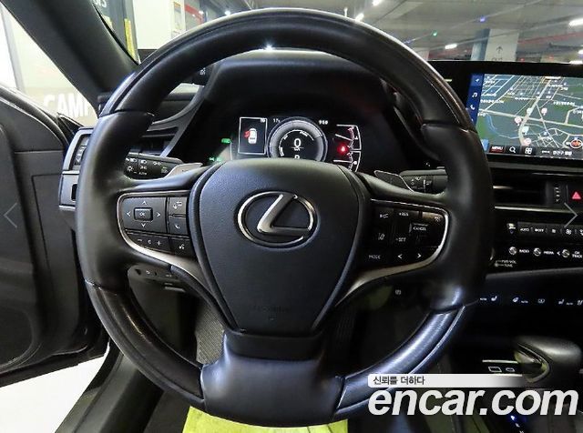 Lexus ES 2026 — photo 8
