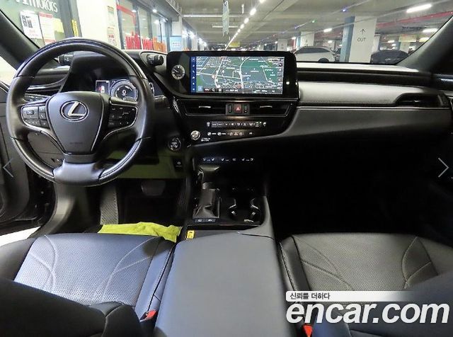 Lexus ES 2026 — photo 10