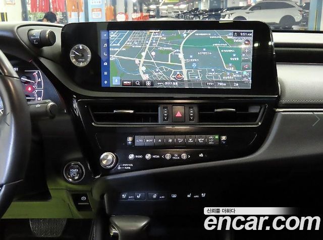 Lexus ES 2026 — photo 11