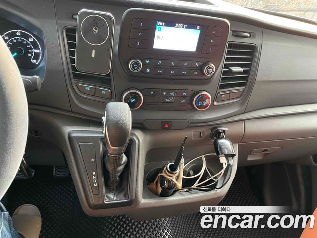 Ford Transit 2021 — photo 8