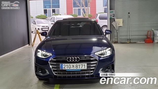 Audi A4 2023 — photo 3