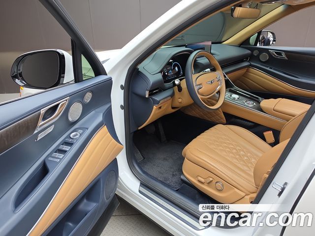 Genesis GV80 2023 — photo 13