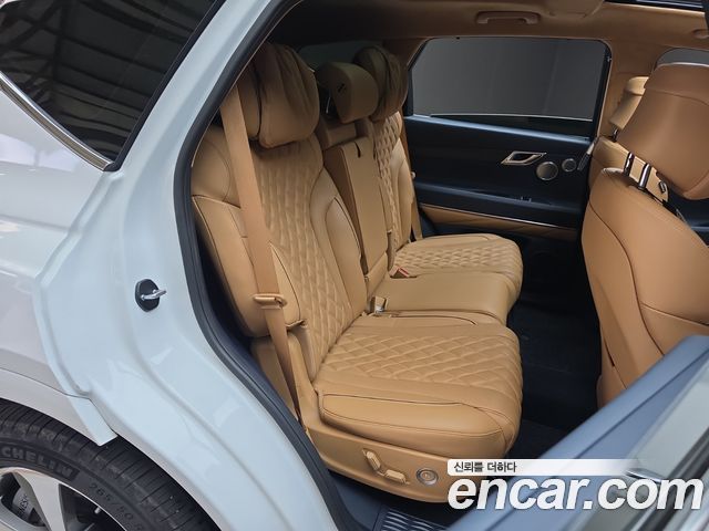 Genesis GV80 2023 — photo 17
