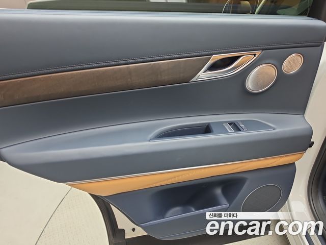 Genesis GV80 2023 — photo 15