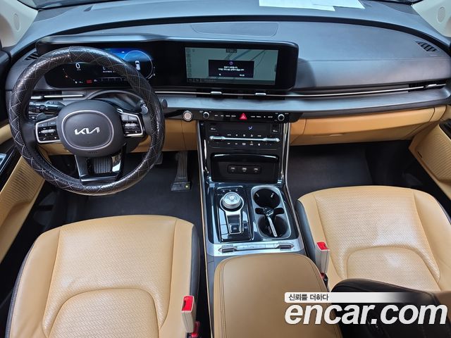 Kia Canival 2023 — photo 10