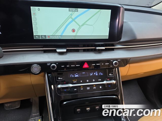 Kia Canival 2023 — photo 19