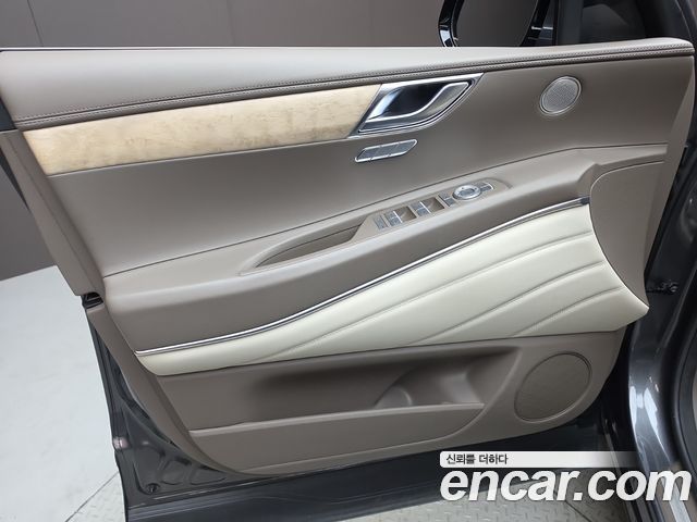 Genesis GV80 2022 — photo 14