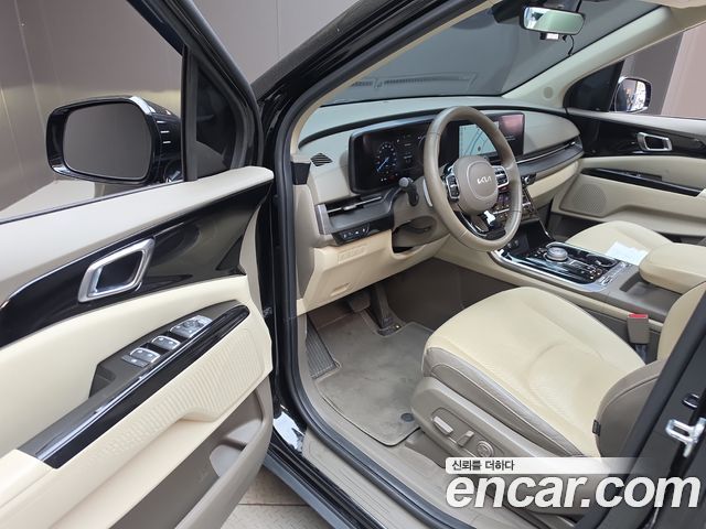 Kia Canival 2023 — photo 13