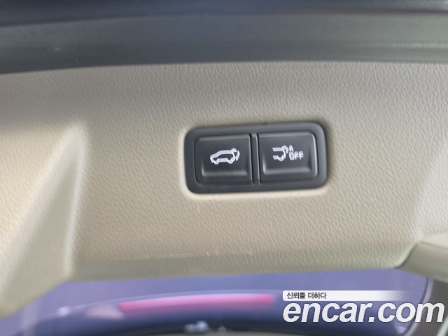 Kia Canival 2023 — photo 23