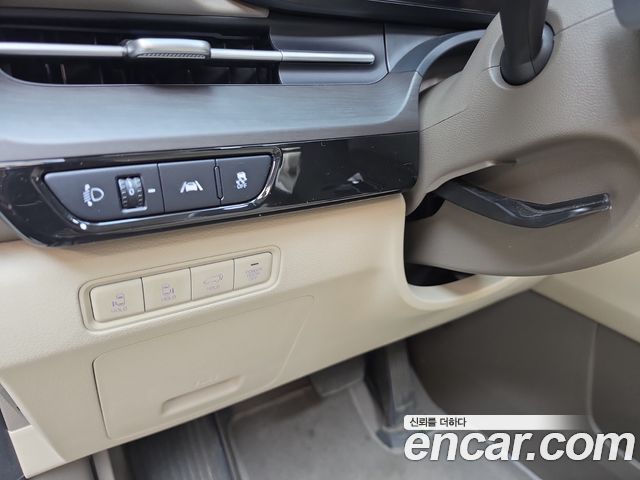 Kia Canival 2023 — photo 27