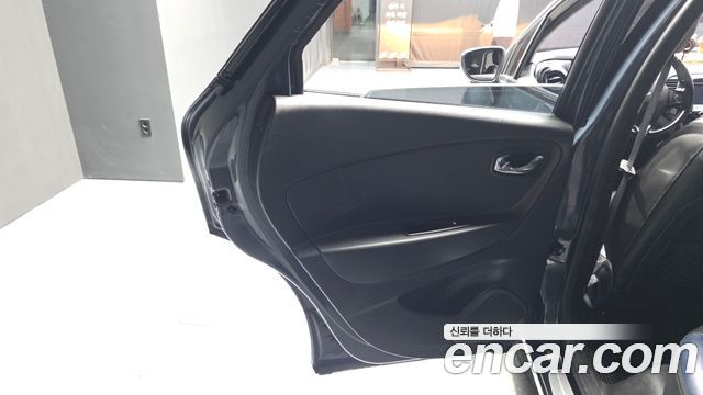 Renault Korea QM3 2016 — photo 15