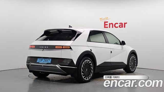 Hyundai Ioniq5 2023 — photo 2