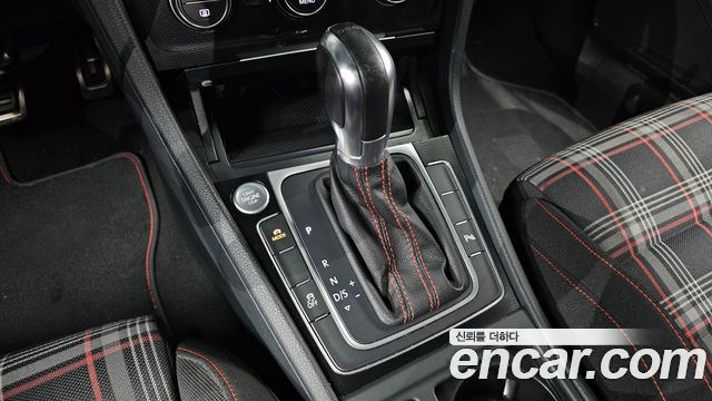 Volkswagen Golf 2016 — photo 9