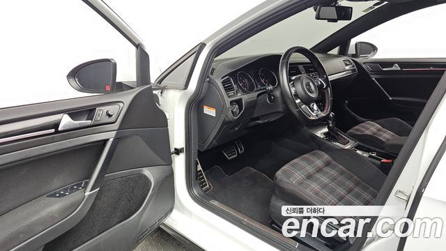 Volkswagen Golf 2016 — photo 10