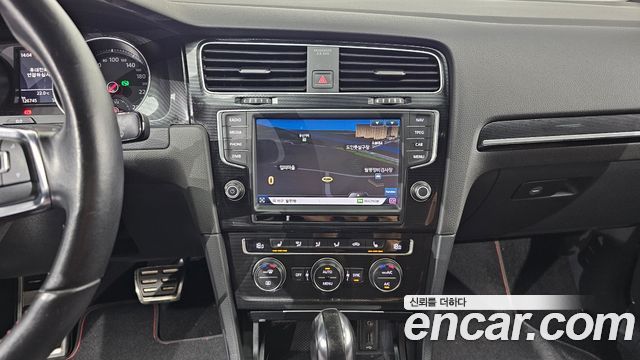 Volkswagen Golf 2016 — photo 17