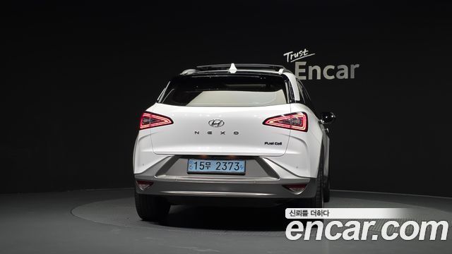 Hyundai Nexo 2023 — photo 4