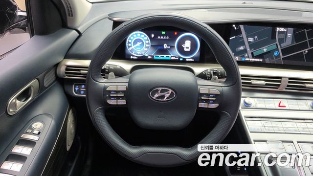 Hyundai Nexo 2023 — photo 13