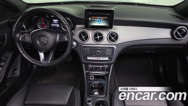 Mercedes-Benz CLA-Class 2017 — photo 7