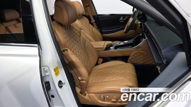 Genesis GV80 2023 — photo 11