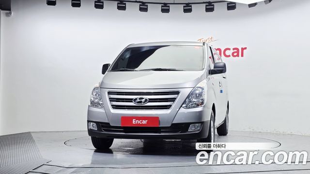 Hyundai Starex 2017 — photo 3