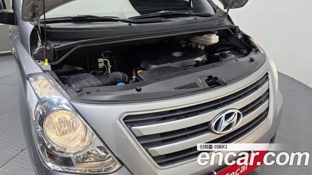 Hyundai Starex 2017 — photo 6