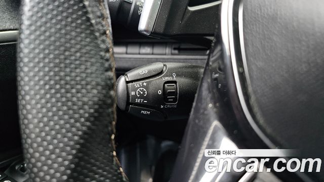 Peugeot 3008 2019 — photo 18