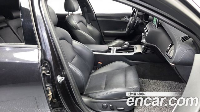 Kia Stinger 2019 — photo 17