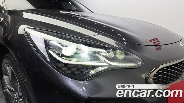 Kia Stinger 2019 — photo 8
