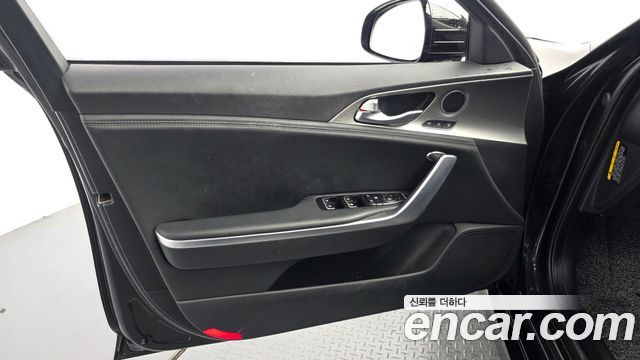 Kia Stinger 2019 — photo 14