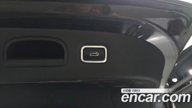 Kia Stinger 2019 — photo 28