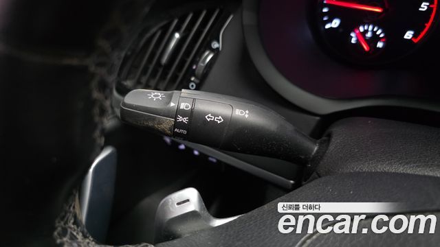 Kia Stinger 2019 — photo 36
