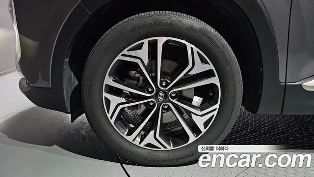 Hyundai Santafe 2019 — photo 5