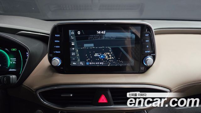 Hyundai Santafe 2019 — photo 13