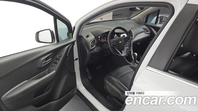 Chevrolet Korea Trax 2018 — photo 11