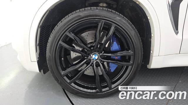 BMW X5M 2017 — photo 5