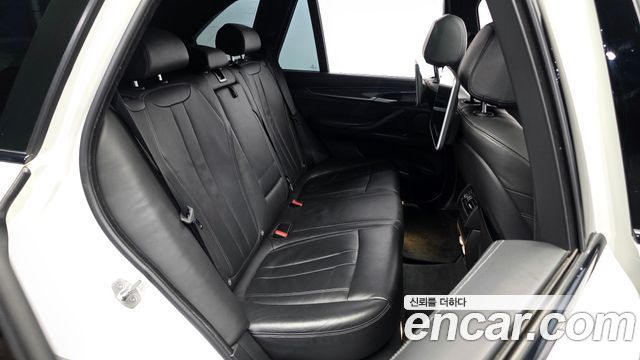 BMW X5M 2017 — photo 18