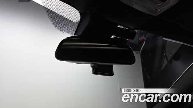 BMW X5M 2017 — photo 25