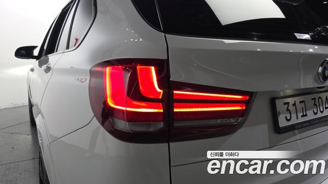 BMW X5M 2017 — photo 9