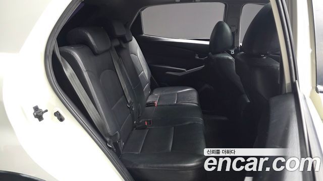 KG Mobility KORANDO 2015 — photo 18