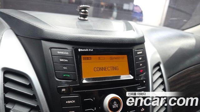 KG Mobility KORANDO 2015 — photo 21